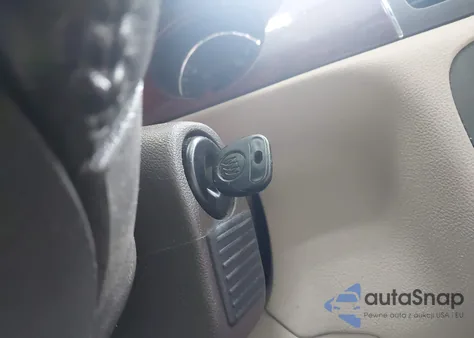 2007 Buick Lucerne Cxl z USA, uszkodzony, nr VIN 1G4HD57217U210441